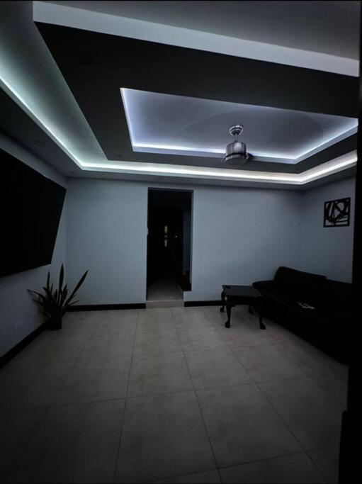 The Jewel Apartment คิงส์ตัน ภายนอก รูปภาพ