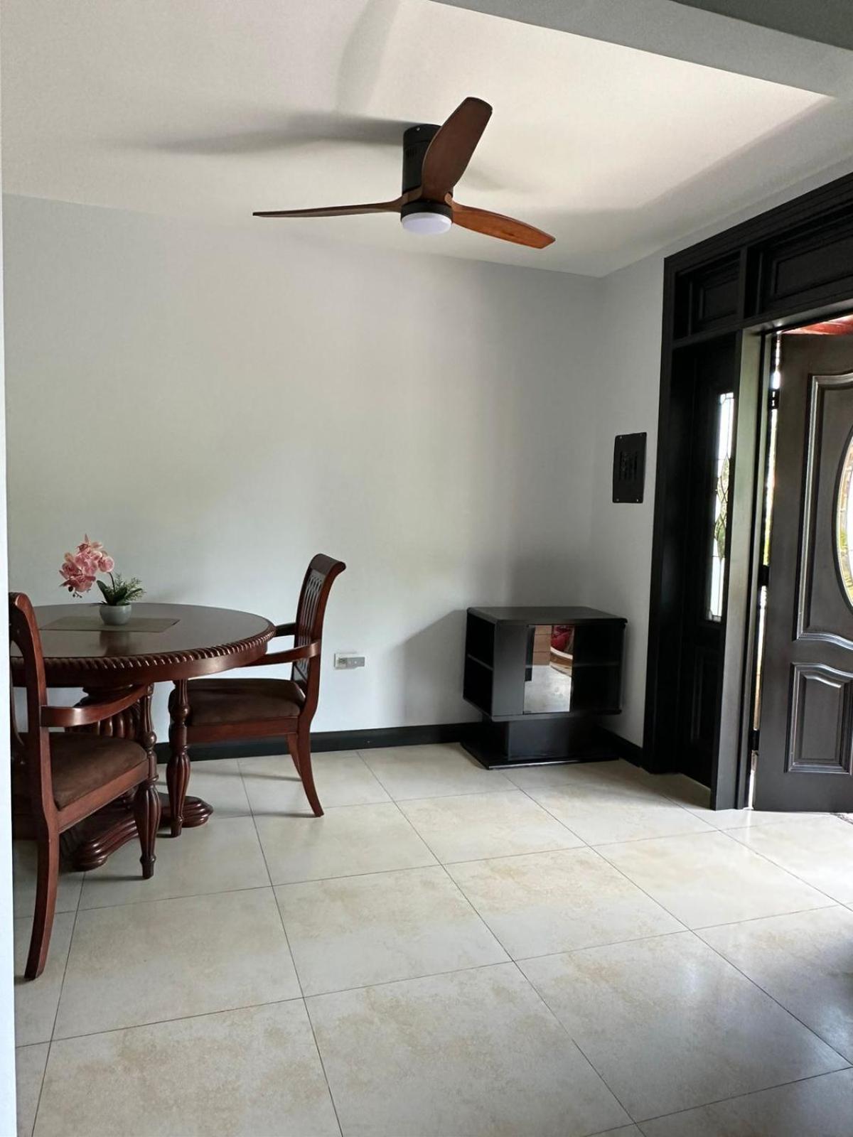 The Jewel Apartment คิงส์ตัน ภายนอก รูปภาพ