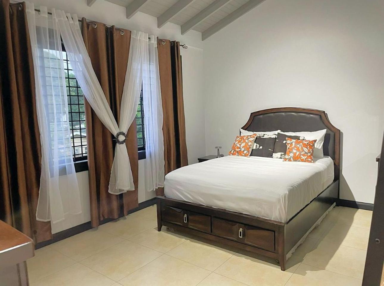 The Jewel Apartment คิงส์ตัน ภายนอก รูปภาพ